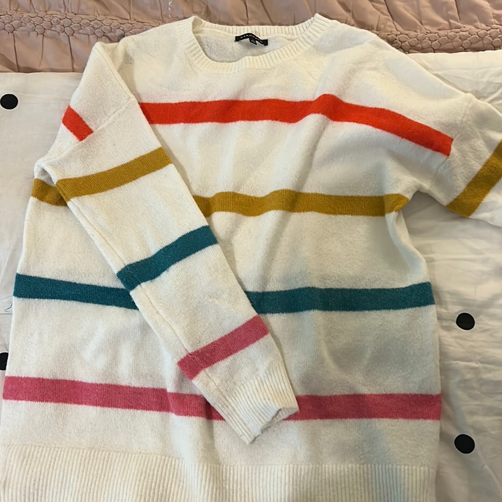striped sweater!